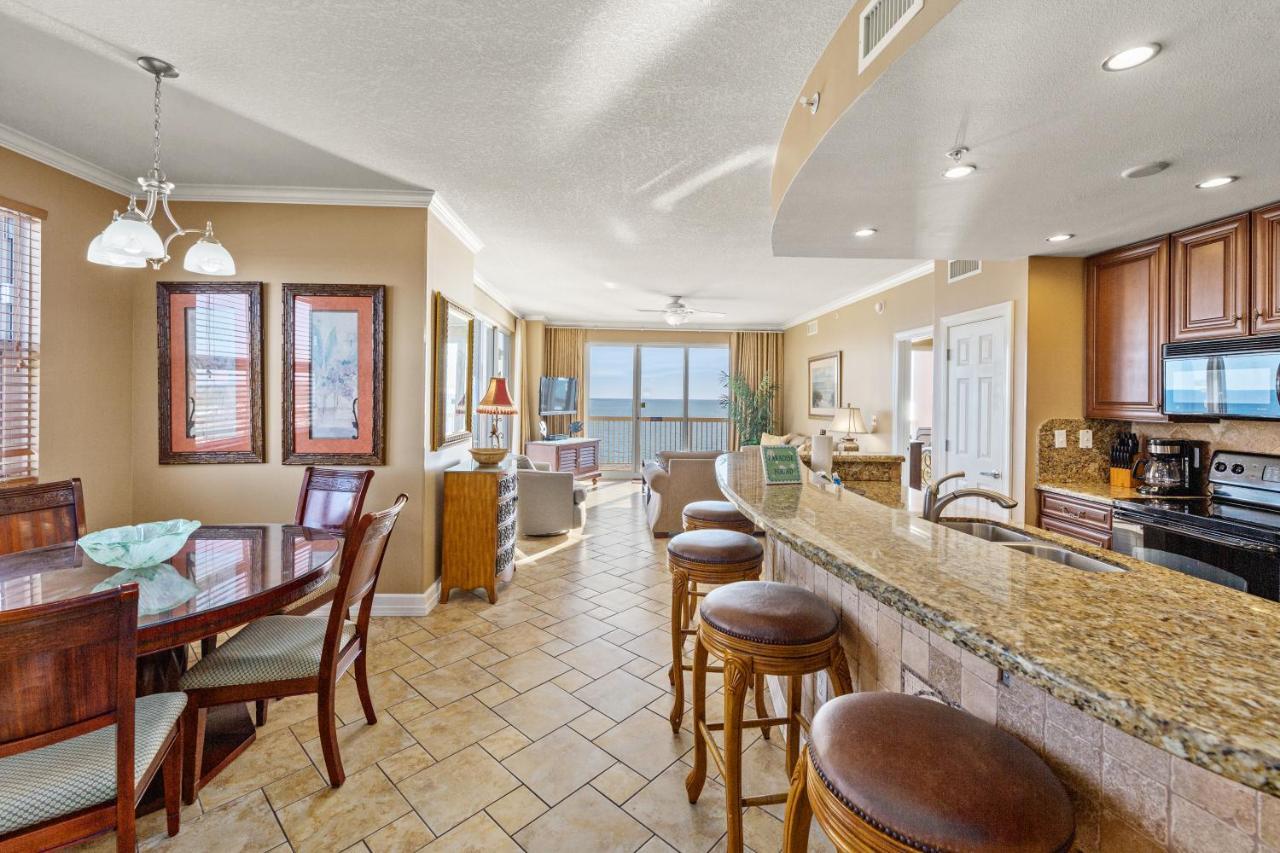 Gulf Front Master Bedroom! 2 Pools & Hot Tubs! Sleeps 8! Panama City Beach Exterior photo