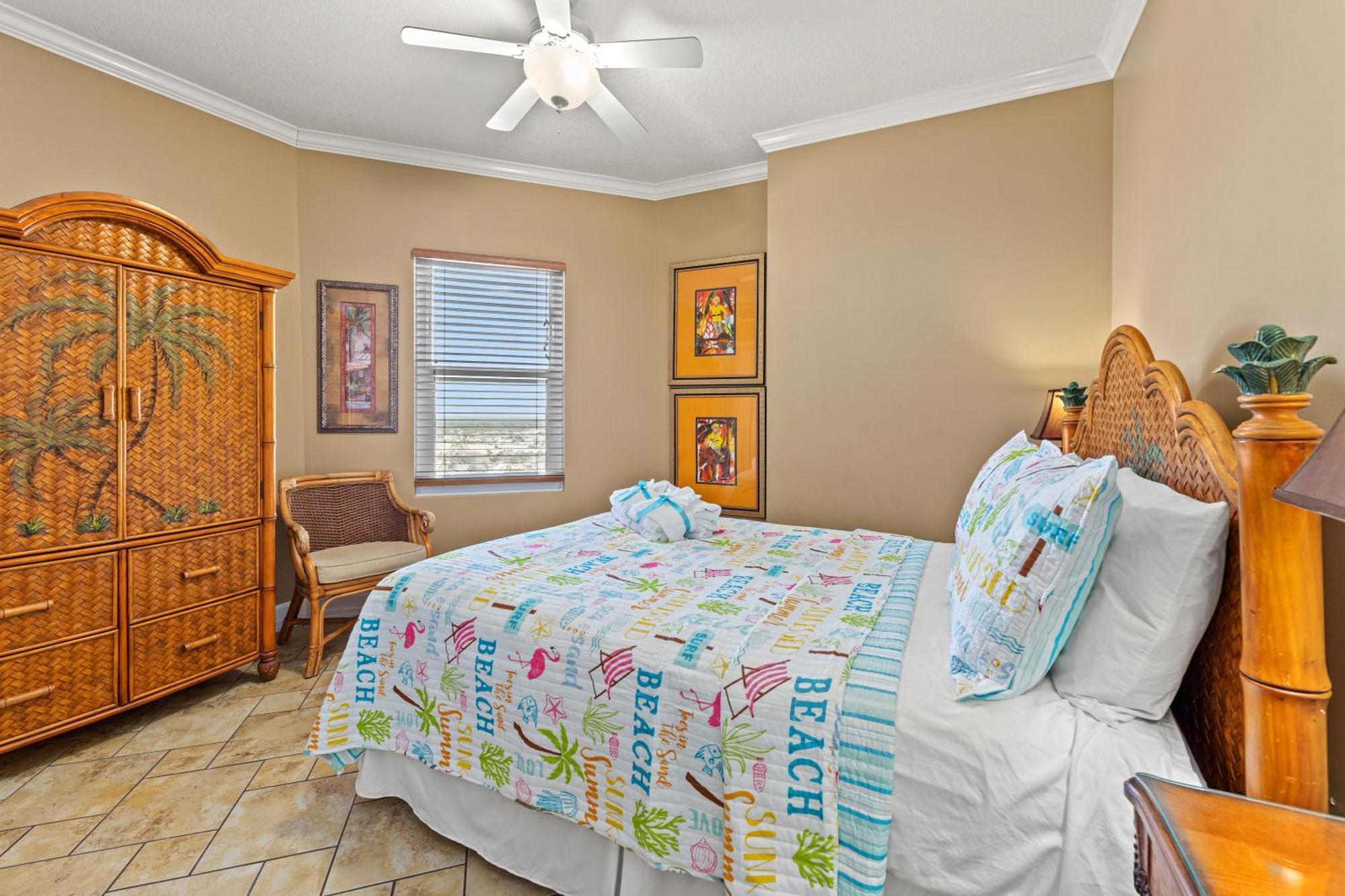 Gulf Front Master Bedroom! 2 Pools & Hot Tubs! Sleeps 8! Panama City Beach Exterior photo